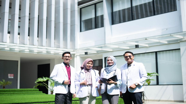 7 Universitas Negeri Terbaik untuk Jurusan Kedokteran